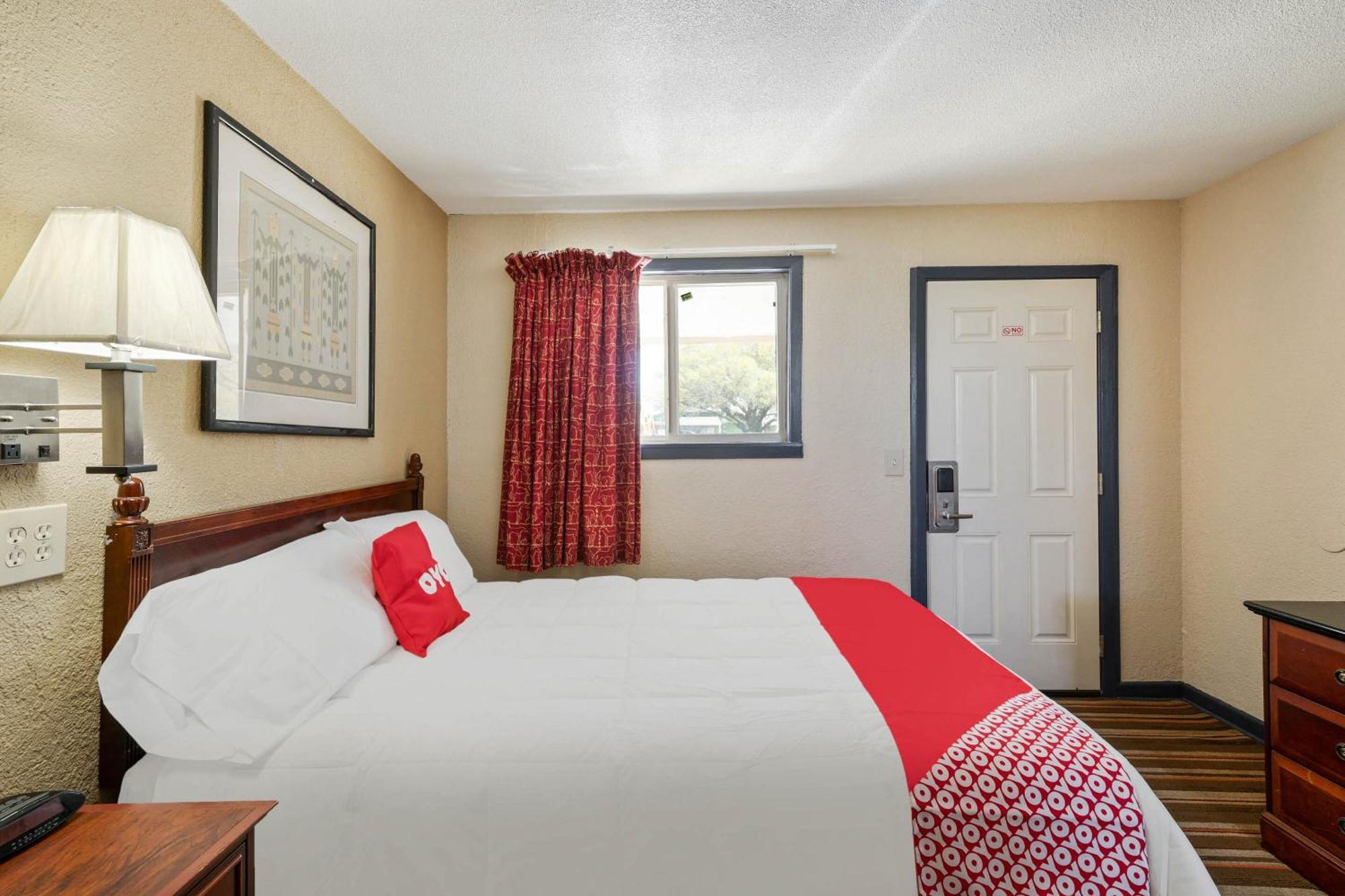 Oyo Hotel Luling Tx Downtown I-10/Us-90 Eksteriør billede